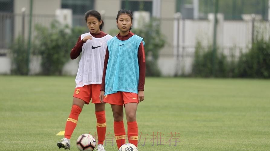 探班U15女足集训营 我们需要一些不问前路的勇气